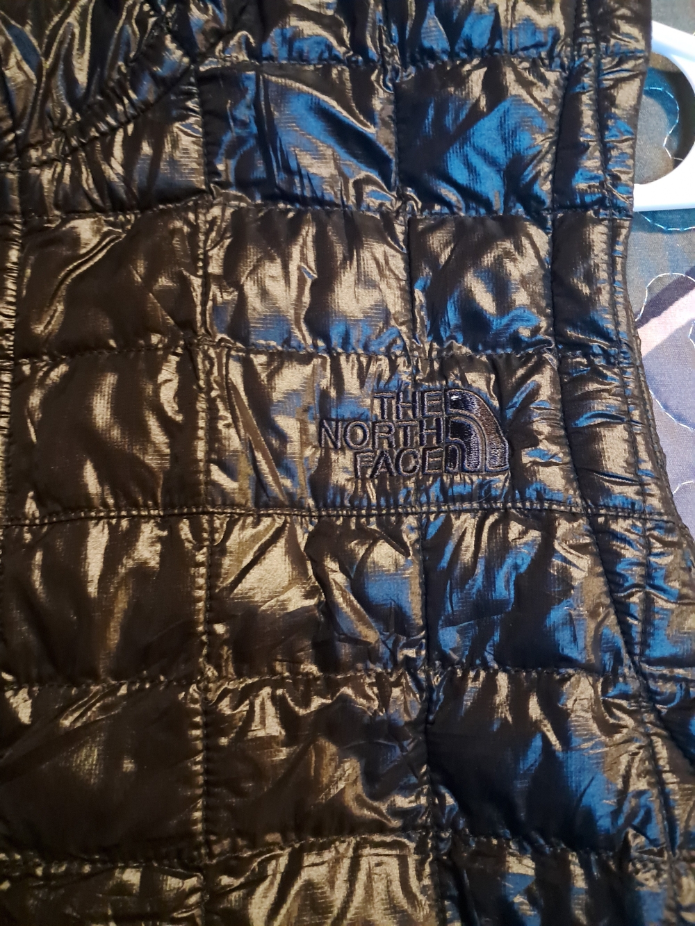 North Face Black Quilted Packable Vest - Women’s Lightweight Puffer Vest - Picture 2 of 9